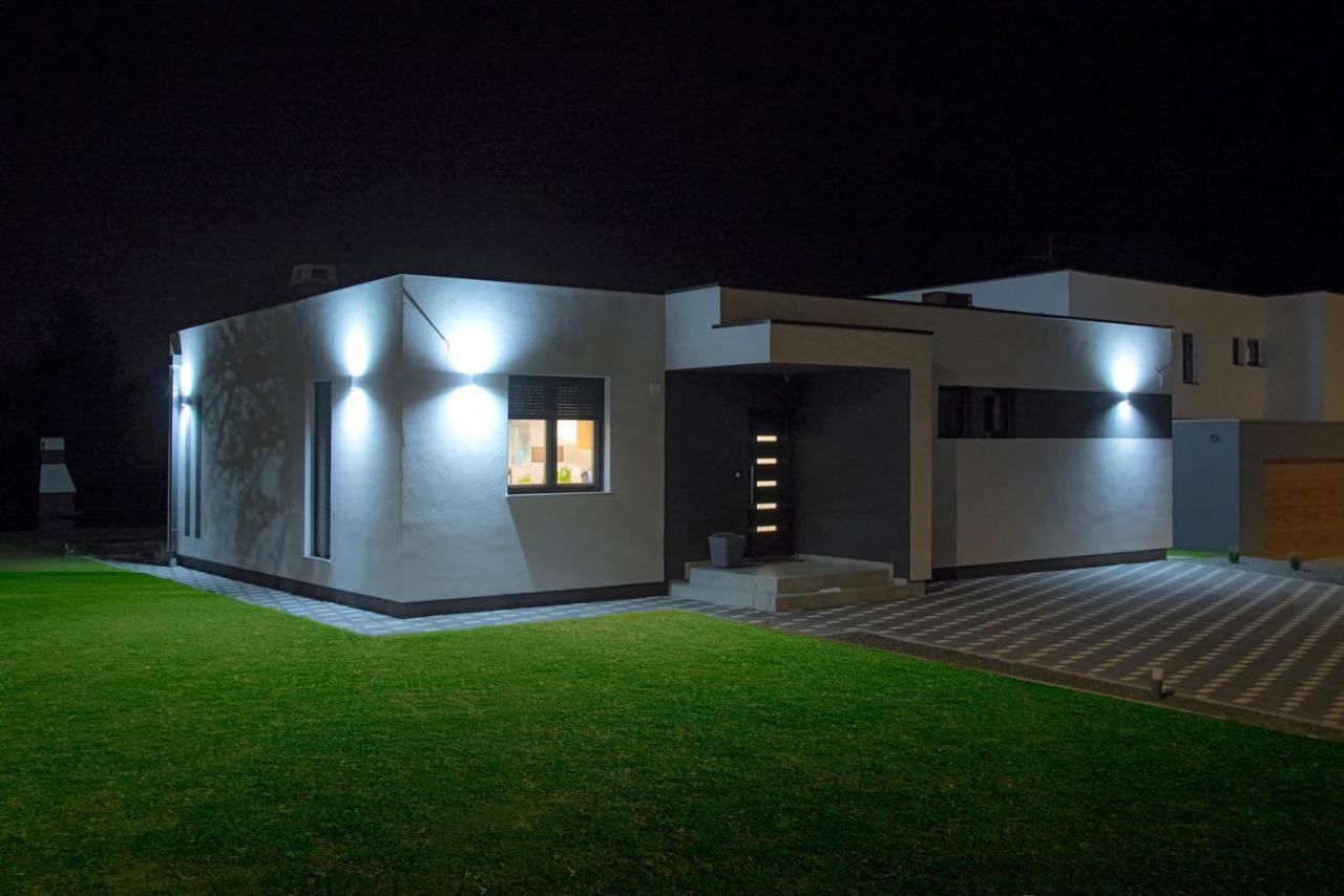 K Relax Place, Varazdinske Toplice, Modern Home With Sauna, Jacuzzi, Wifi Extérieur photo